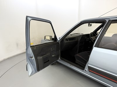 Lot 11 - 1989 Peugeot 309 GTI