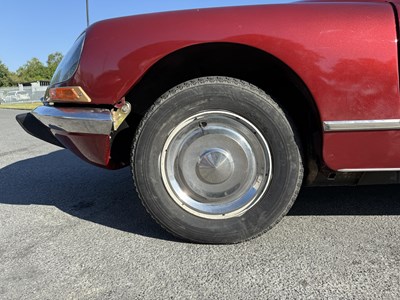 Lot 40 - 1975 Citroen DS23 Pallas