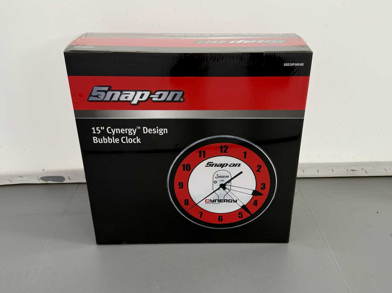 Lot Snap-On Clock