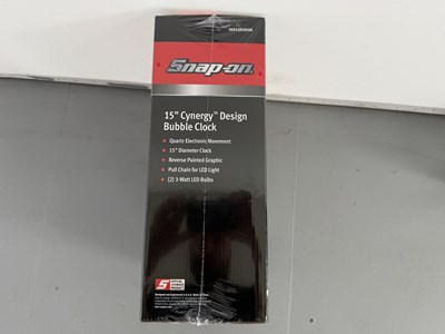Lot Snap-On Clock