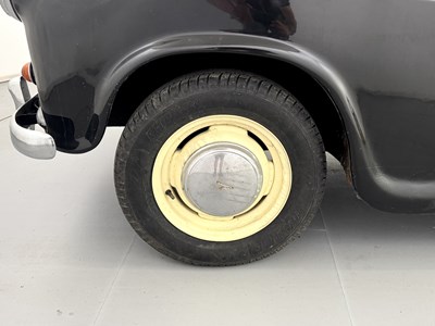 Lot 25 - 1957 Austin A35