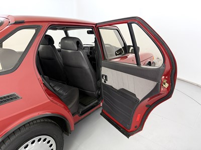 Lot 14 - 1989 Saab 900i