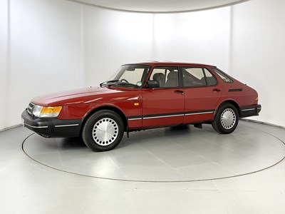Lot 14 - 1989 Saab 900i