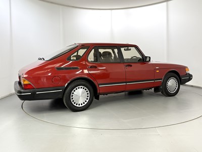 Lot 14 - 1989 Saab 900i