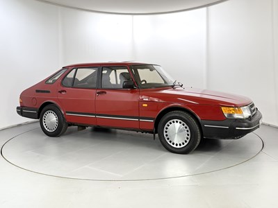 Lot 14 - 1989 Saab 900i