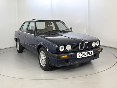 Lot 1998 BMW 320i