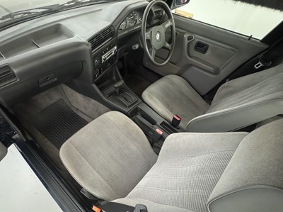 Lot 168 - 1988 BMW 320i
