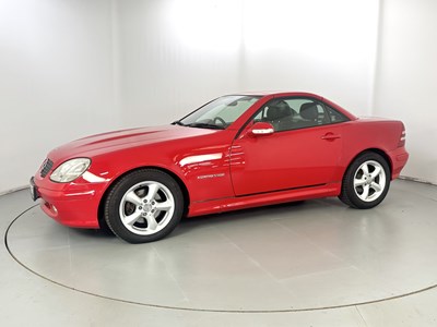 Lot 167 - 2003 Mercedes-Benz SLK230