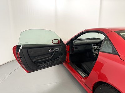 Lot 167 - 2003 Mercedes-Benz SLK230