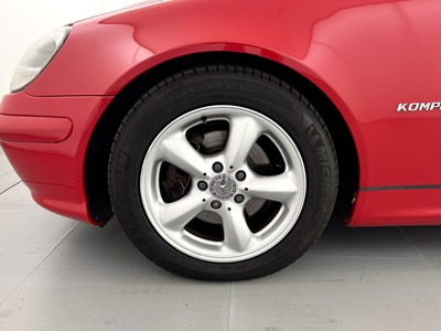 Lot 167 - 2003 Mercedes-Benz SLK230