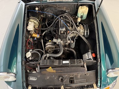 Lot 19 - 1979 MG B Oselli Roadster