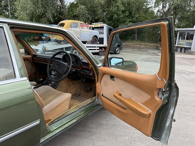 Lot 46 - 1980 Mercedes-Benz 350SE