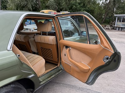 Lot 46 - 1980 Mercedes-Benz 350SE