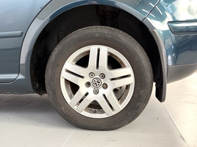 Lot 161 - 2001 Volkswagen Golf 2.0