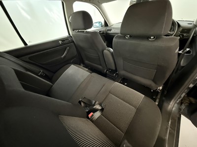 Lot 161 - 2001 Volkswagen Golf 2.0