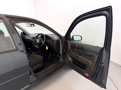 Lot 161 - 2001 Volkswagen Golf 2.0