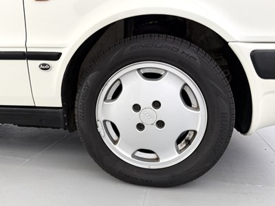 Lot 83 - 1993 Audi 80