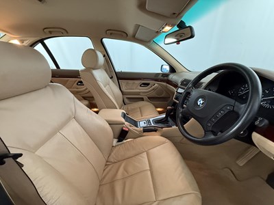 Lot 54 - 2002 BMW 525i