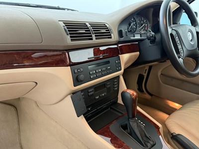 Lot 54 - 2002 BMW 525i