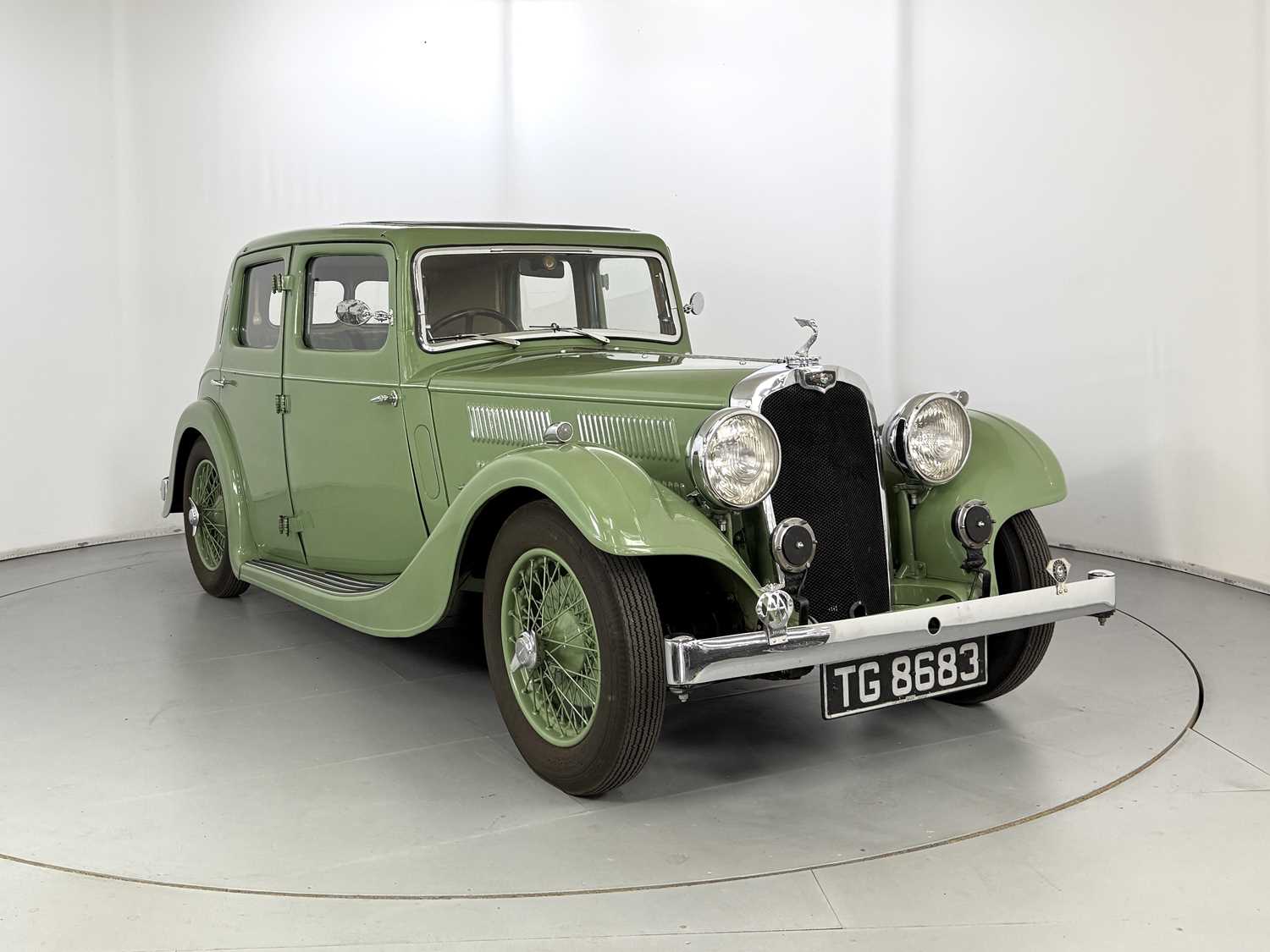 Lot 60 - 1934 Triumph Gloria