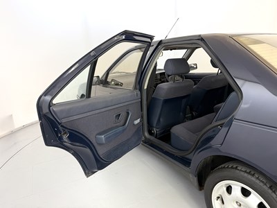 Lot 16 - 1991 Peugeot 405 GLD