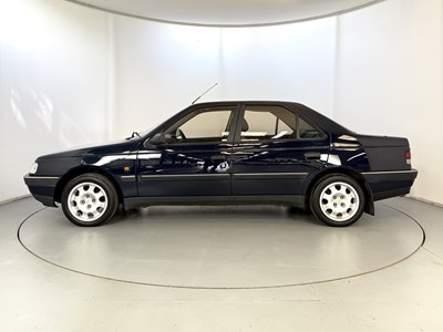 Lot 16 - 1991 Peugeot 405 GLD