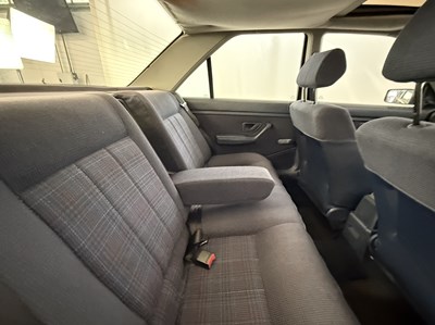 Lot 16 - 1991 Peugeot 405 GLD