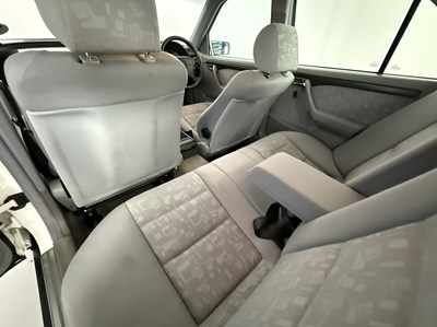 Lot 61 - 1996 Mercedes-Benz C200