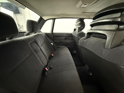 Lot 6 - 1989 Volvo 240GL