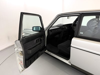 Lot 6 - 1989 Volvo 240GL