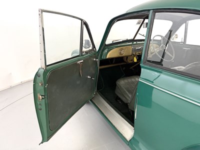 Lot 17 - 1954 Morris Minor
