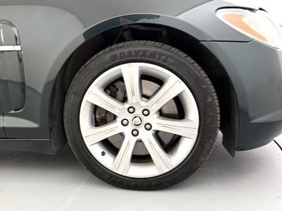 Lot 44 - 2010 Jaguar XF