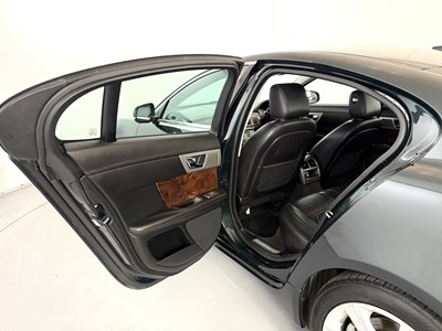 Lot 44 - 2010 Jaguar XF