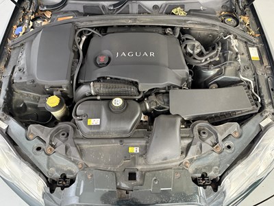 Lot 44 - 2010 Jaguar XF