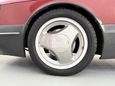 Lot 39 - 1988 Saab 900 T16 S
