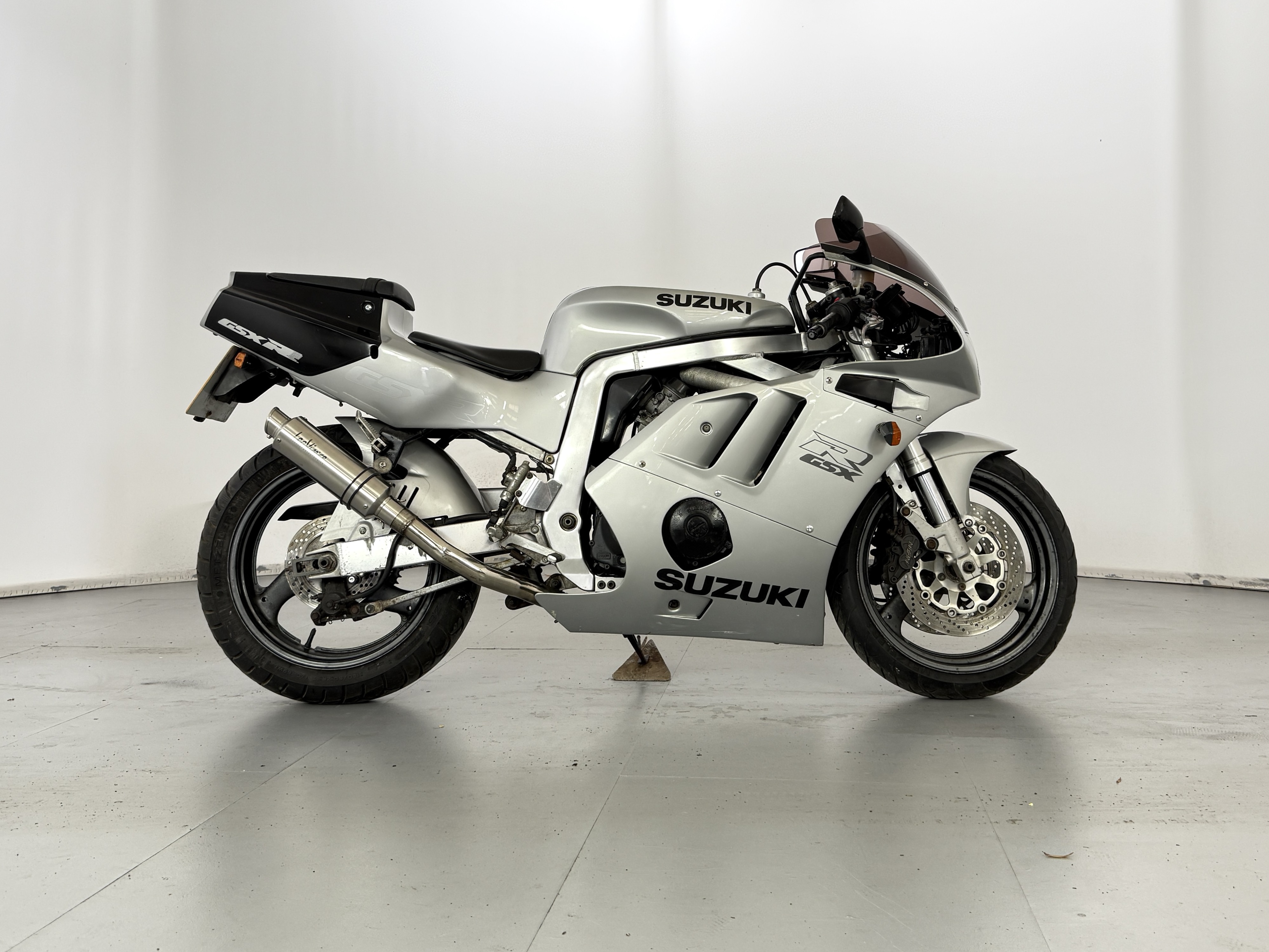 Lot 128 - 1990 Suzuki GSX-R 400 - NO RESERVE