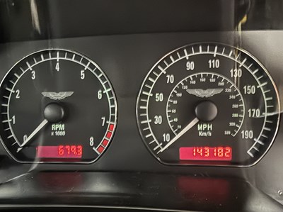 Lot 32 - 2000 Aston Martin DB7 Vantage