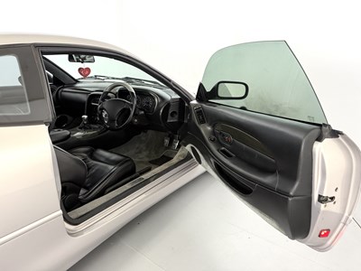 Lot 32 - 2000 Aston Martin DB7 Vantage