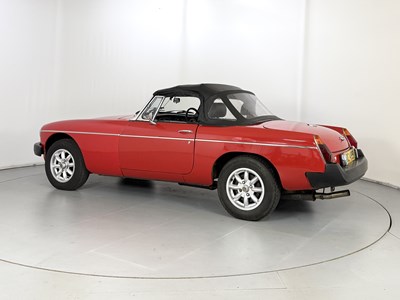 Lot 133 - 1976 MG B Roadster