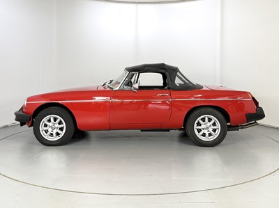 Lot 133 - 1976 MG B Roadster
