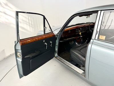Lot 78 - 1966 Jaguar S-Type 3.4