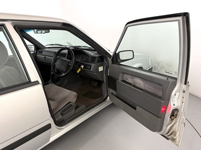 Lot 76 - 1997 Volvo 940 Turbo