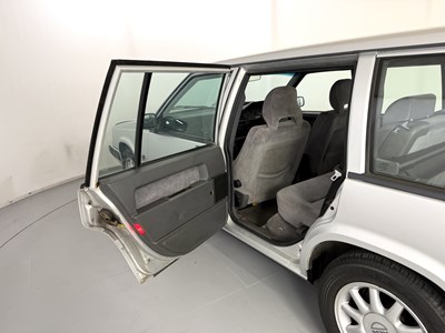 Lot 76 - 1997 Volvo 940 Turbo