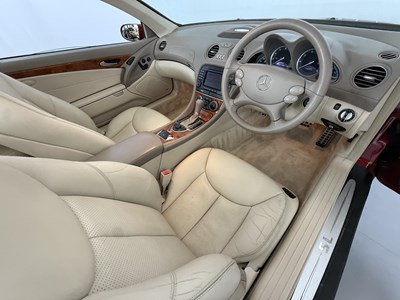 Lot 1 - 2005 Mercedes-Benz SL350