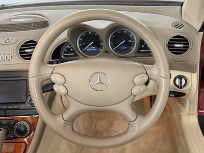 Lot 1 - 2005 Mercedes-Benz SL350