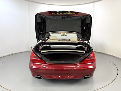 Lot 1 - 2005 Mercedes-Benz SL350