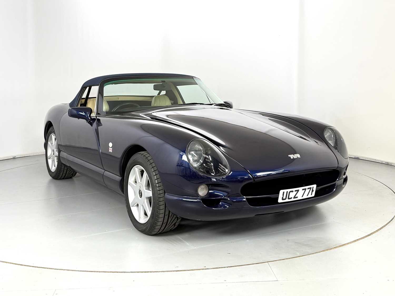 Lot 33 - 1998 TVR Chimaera 500
