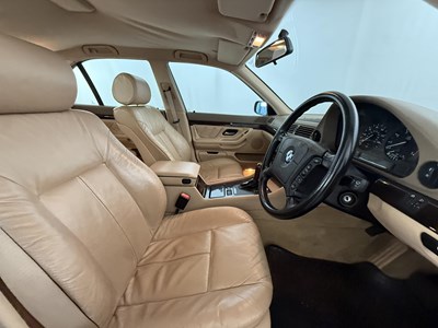 Lot 123 - 1997 BMW 728i