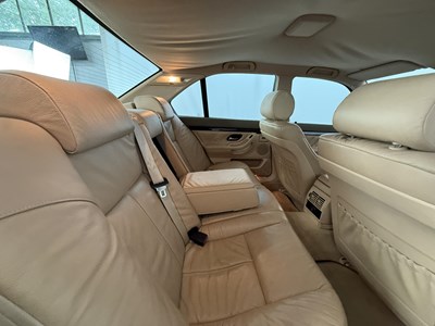 Lot 123 - 1997 BMW 728i