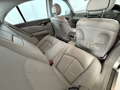 Lot 145 - 2004 Mercedes-Benz E320